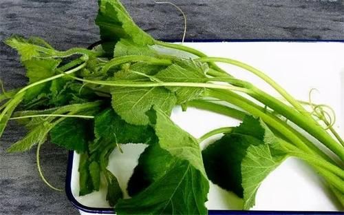 蒜苔|冬天减肥，推荐常吃3种食物，清肠排毒，体重悄悄降！