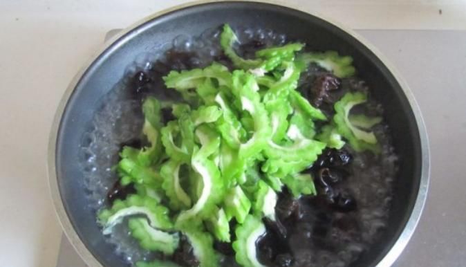 苦味儿|它是脂肪最怕的一道菜，天热要多吃，每周吃三次都嫌少，吃不够！