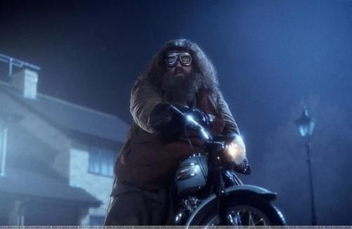 乌姆里奇&《哈利·波特》:那些大家很熟悉的巫师和麻瓜,真实原型都是谁?