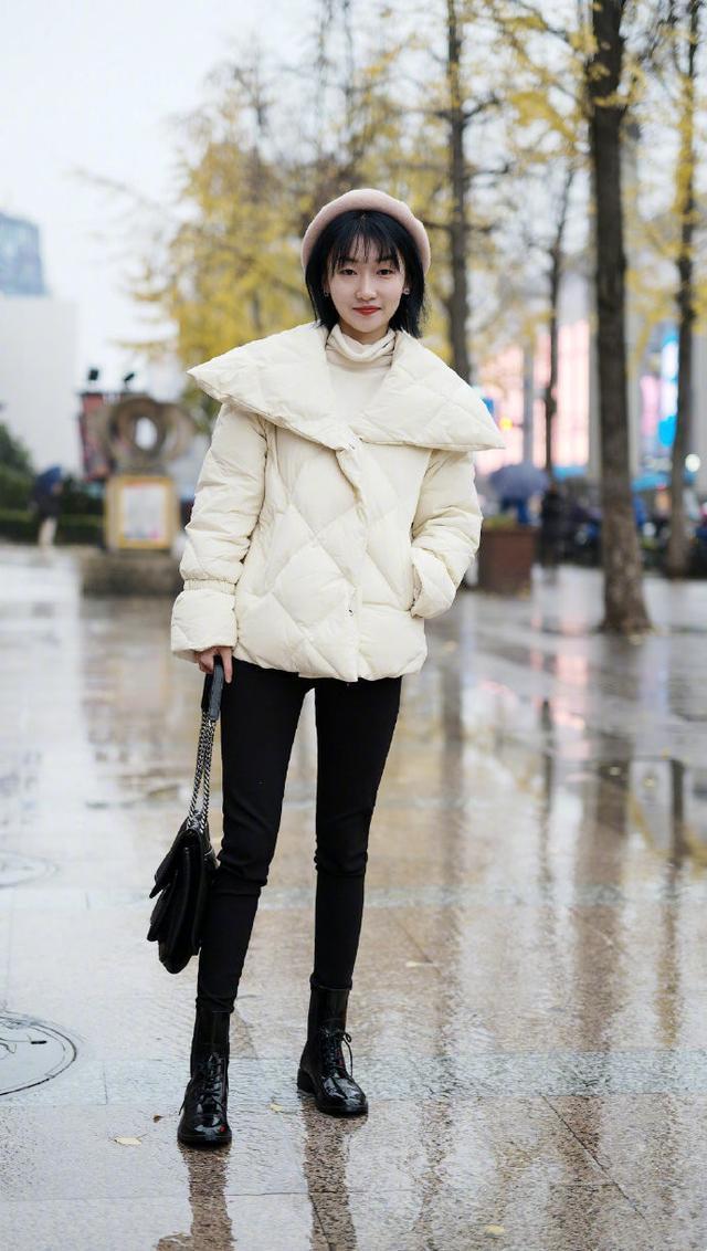 穿“打底裤”的时候，怎么摆脱“路人感”