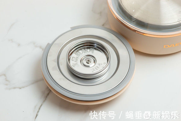 养生茶|人到中年不由己,保温杯里泡枸杞!秋季养生实用工具,大宇养生壶使用体验