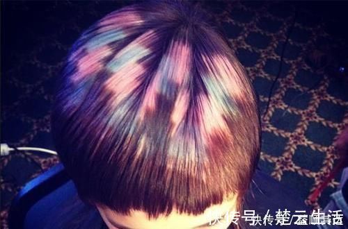 白头|土豆皮、生姜煮水洗头发,白头立即变黑?告诉你最靠谱的染发方法