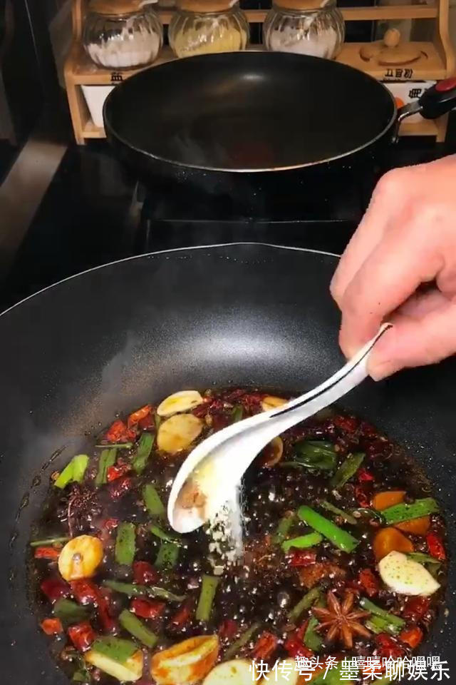 解毒|鸭香扑鼻,口感鲜嫩,补血解毒,不可多得的美味之家常鸭血!