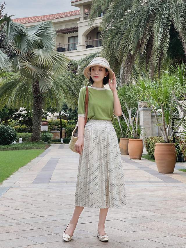 活力感|奔三奔四的女人,夏季无论穿什么,都要借鉴这些穿搭技巧更有气质