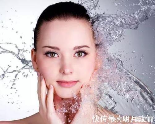 洗脸|4个错误的洗脸方法,让脸加速“变老”,前两条很多人犯