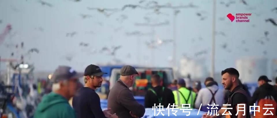 球星|前皇马球星退役后成为渔夫,还曾在海上救过15个人