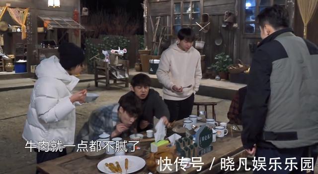 《向往5》出现顶级食材，五斤和牛超四千，网友吐槽违背节目初衷