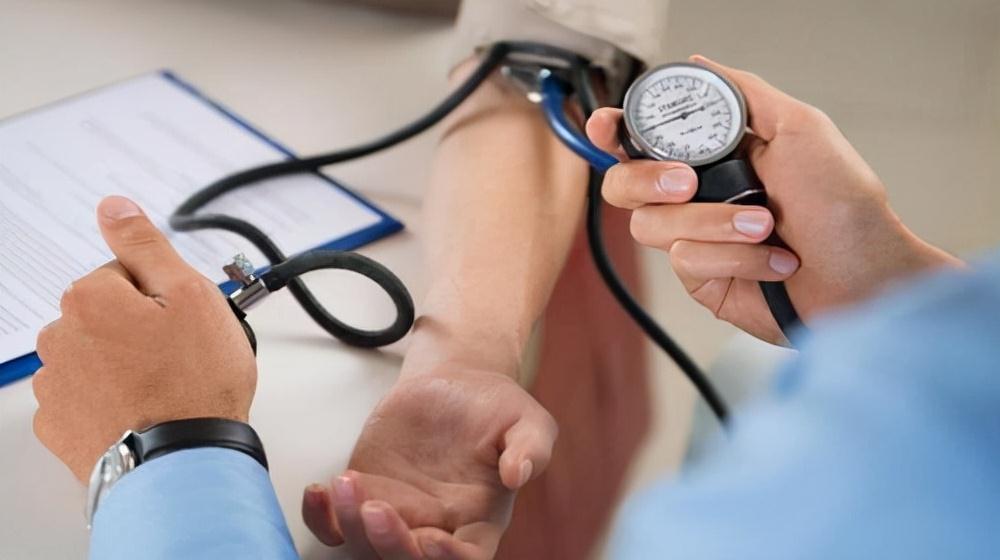 贫血|高血压与氨基酸代谢产物堆积有关,提示:补充叶酸,可以稳定血压