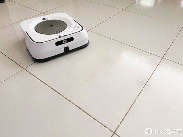 轻松家居清洁 篇四：究竟谁擦地擦的更干净？iRobot擦地机器人m6体验惊魂记