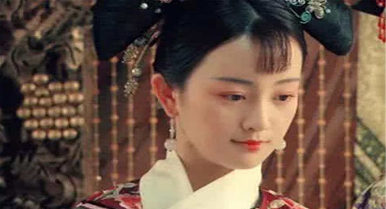 四格格|清宫女子都长得丑？她是被慈禧宠爱的清宫第一美女，颜值堪比明星