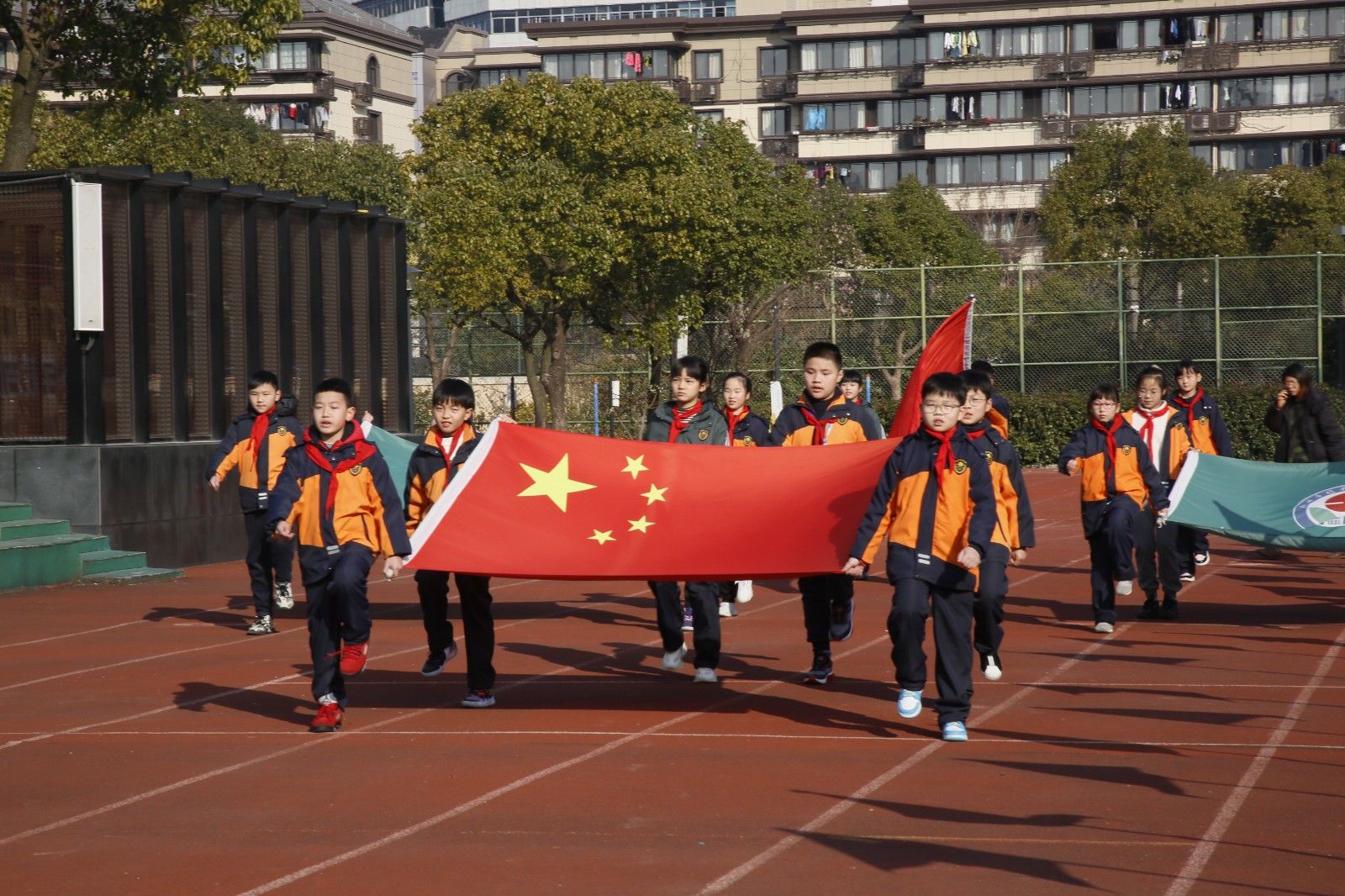 好好学习|“一起向未来”——临平区实验小学“弘临”思政学院第一课