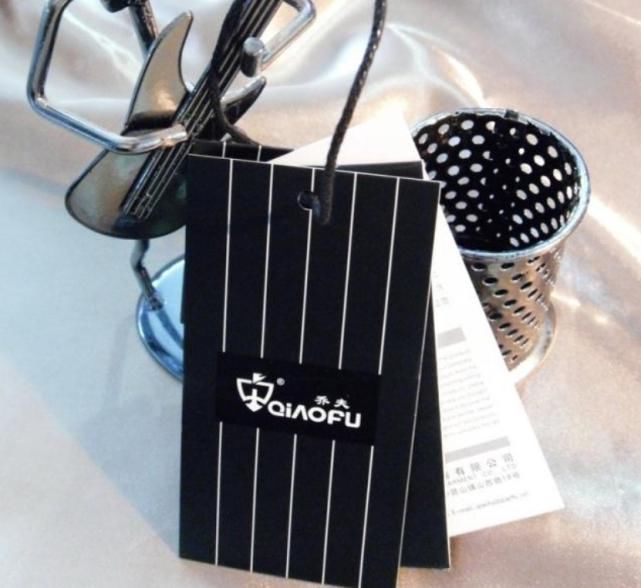 新衣服上的吊牌要扔掉它可是大宝贝,可惜很多人都忽略了