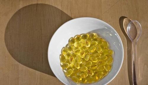 蛏子|女性不想提前衰老，建议吃4种食物，减肥瘦身，气色越来越好