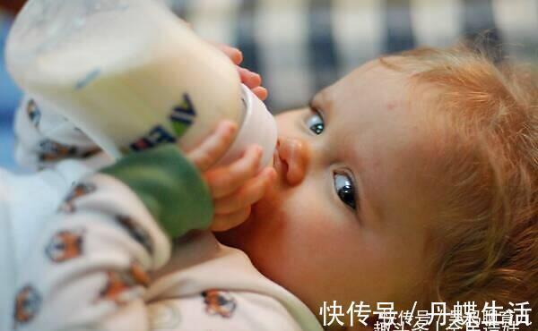 新生儿|怎么知道宝宝吃没吃饱?新生儿的原始反射了解一下