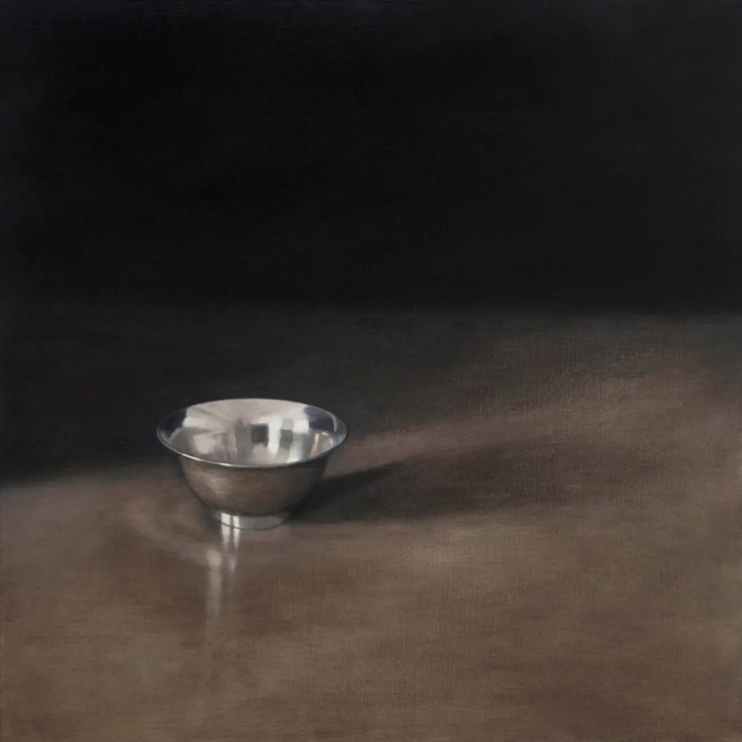 孤独感#柔和的光影和质感,她的静物画散发着一种孤独感!