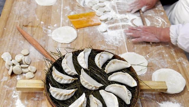 早上再蒸|蒸饺怎么做呢大厨教你配方和细节,记住这几步,在家轻松做