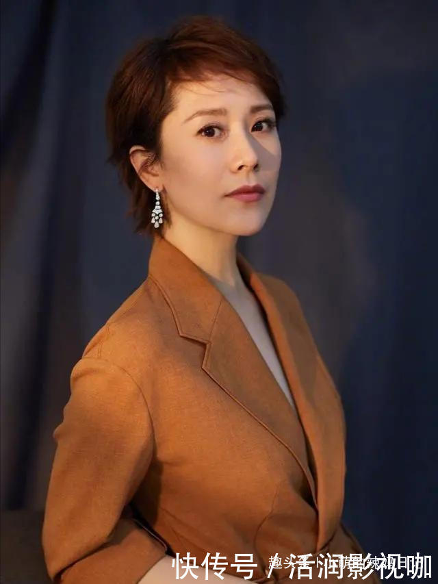 干练|女人过了40岁,尽量少留这3款“大妈”发型,这3款发型更适合你