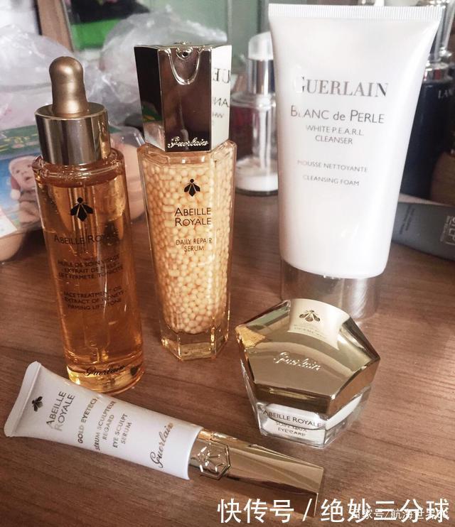 评价|评价超过9.0分的3款精华液,为什么没有小黑瓶,也没有小棕瓶