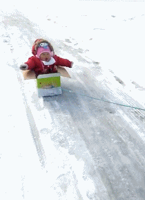 |搞笑GIF:妹子在某音学的吧,跳得还不错