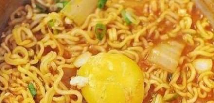 有人说吃一次方便面，人体需32天来排除“毒素”，早知早受益