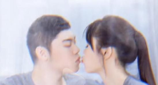 小鸟依人|中国女篮2米01中锋秀恩爱!男友怀里小鸟依人,生子身高能超姚明