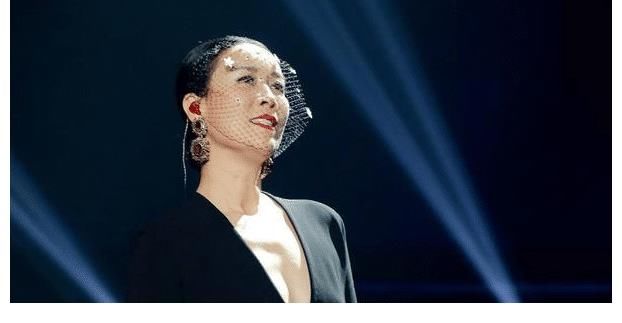 素人|《中國(guó)好聲音》改革，變身大神競(jìng)技場(chǎng)，素人選手寥寥無幾