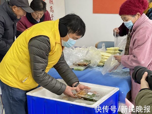 餐食|“为老送餐”复工 社区食堂厨师送出舌尖上的幸福