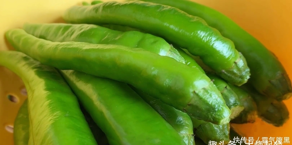 简单|辣椒酱,做法简单,香辣又下饭,越辣越想吃,配米饭或者馒头特香