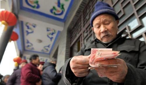 潜规则|一直帮子女带娃的老人,可能面临三种结局,每一种都吃力不讨好