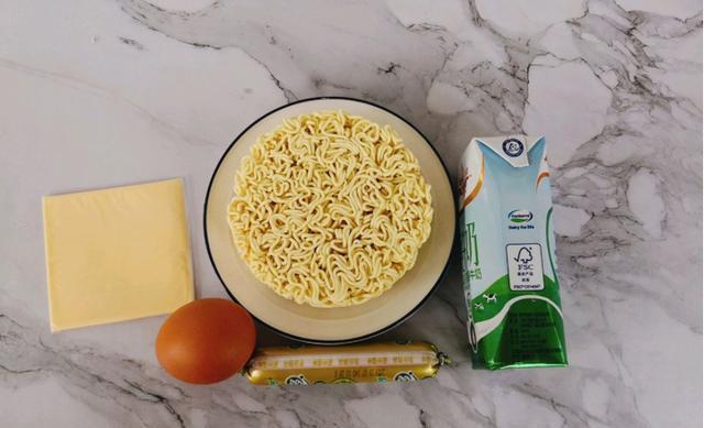造就|原来泡面还可以这样吃,配上香浓的芝士,造就不一样的美味