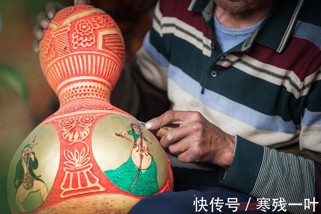 艺术品!新疆葫芦王把几块钱一个葫芦做成艺术品,卖上万元,却无人愿继承