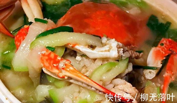 极速降温,煲个暖心又暖胃的蟹肉粥,就是舒服!