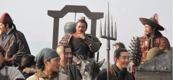 忠心|真实的宋江自私自利,连最忠于他的李逵都不放过,泯灭人性!