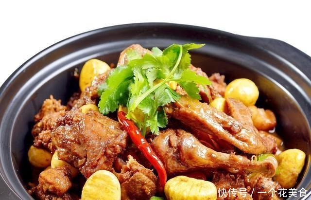 烤鸡|鲜香板栗烤鸡是一种营养丰富的食品