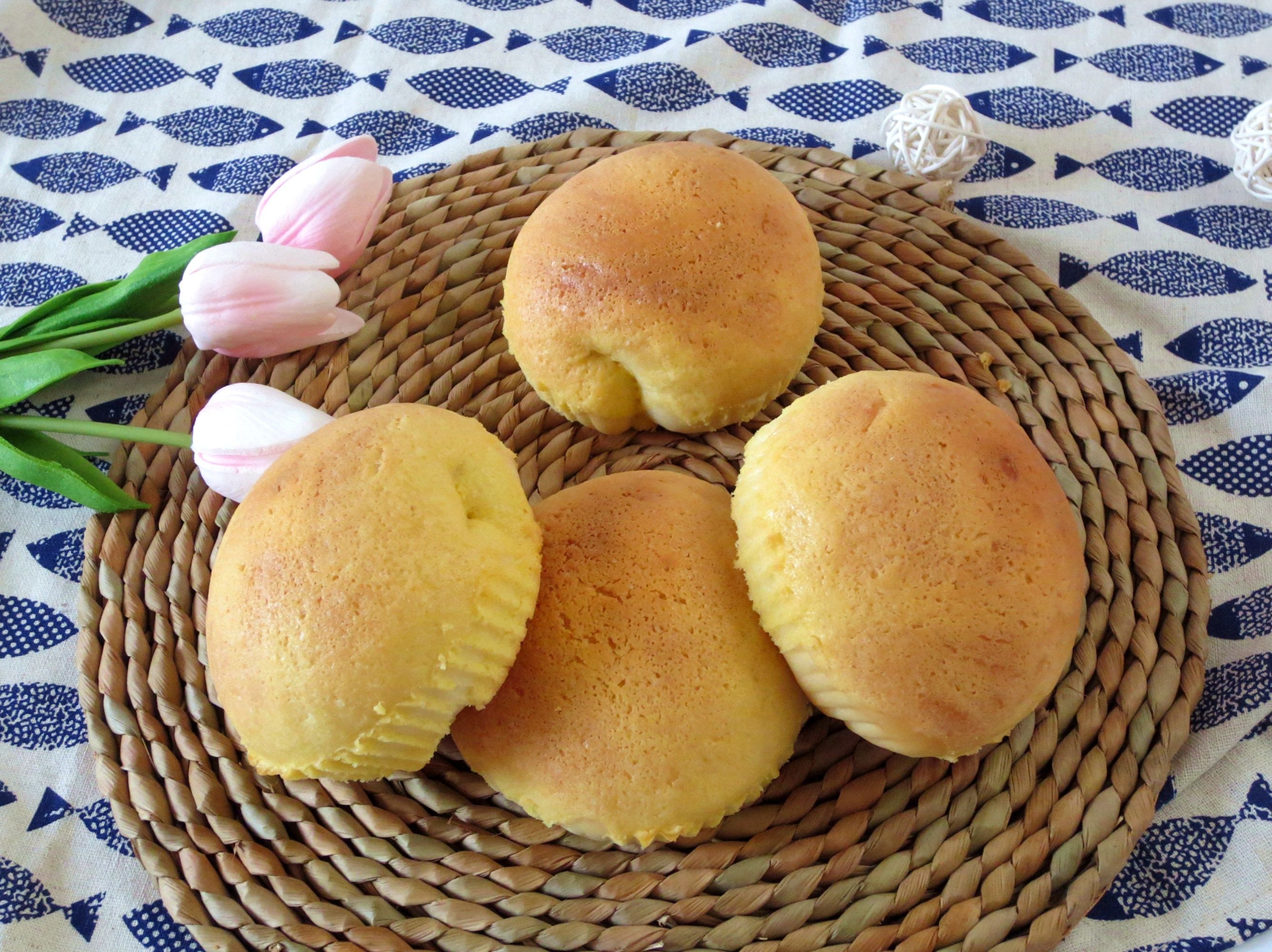 这面包口感像蛋糕，蓬松香软，健康无添加，味道好极了