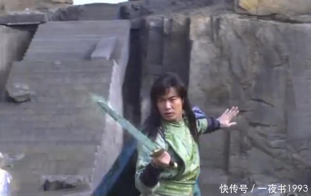 出自|武侠剧中最强的十对父子组合,乔峰父子垫底,剑仙叶孤城父子第四