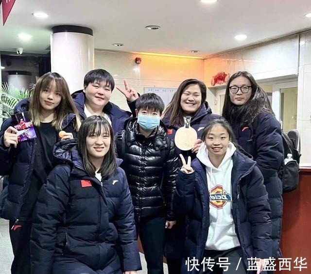 樊振东|追星组诞生!樊振东手持“香烟”引争议,陈梦胖了,孙颖莎成团宠!