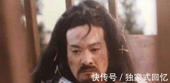 奴籍&《红楼梦》中她最好命的丫头,一跃成为诰命夫人,小红都不如她!