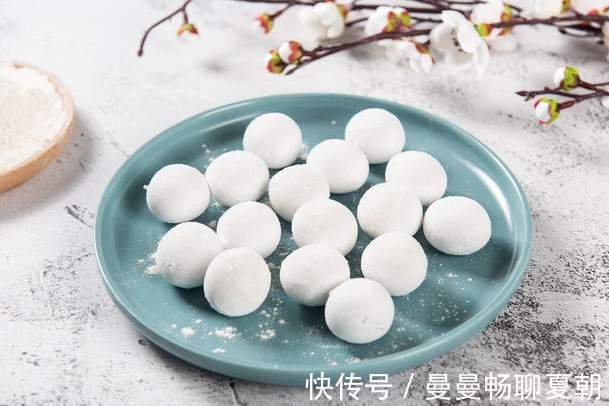 炸汤圆，不能直接下油锅，多做2步，汤圆金黄酥脆，不爆裂不露馅