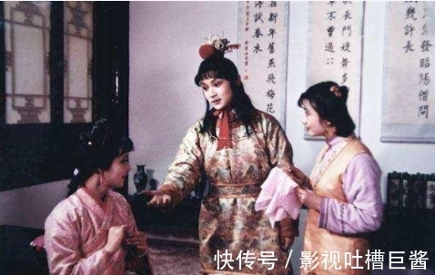 招黑@红楼梦:薛宝钗最招黑事件大盘点!作者对她辛辣讽刺背后藏着悲悯