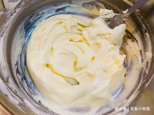 免烤箱的柠檬生乳酪蛋糕!最适合夏天食用,口感清爽,建议收藏!