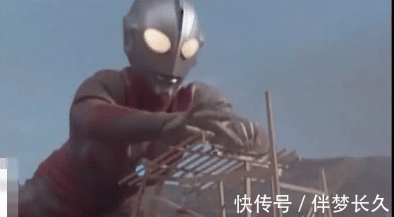 动画片|它是唯一被地球人“厌恶”的奥特曼，只会跟在别人的后面修房子