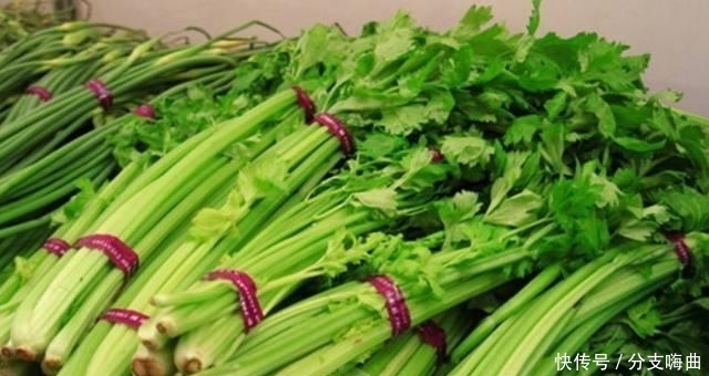 经常便秘的人,不妨改善一下饮食,常吃5种食物,或能帮你排便