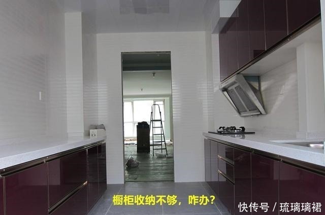 实用|是谁这么聪明直接在厨房门上方做一圈吊柜,多5平收纳美观又实用!