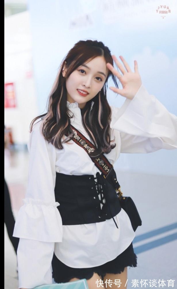 程潇漫|“归国四女”约好换发色?孟美岐新发型超惹眼,程潇漫画脸好抢镜