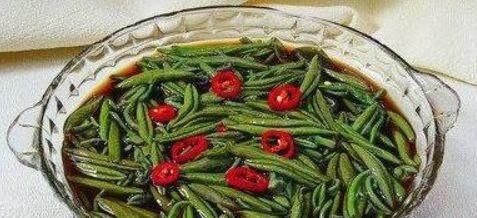 聰明女性都在吃3種食物，補充維C，潤膚美白，唇齒留香！