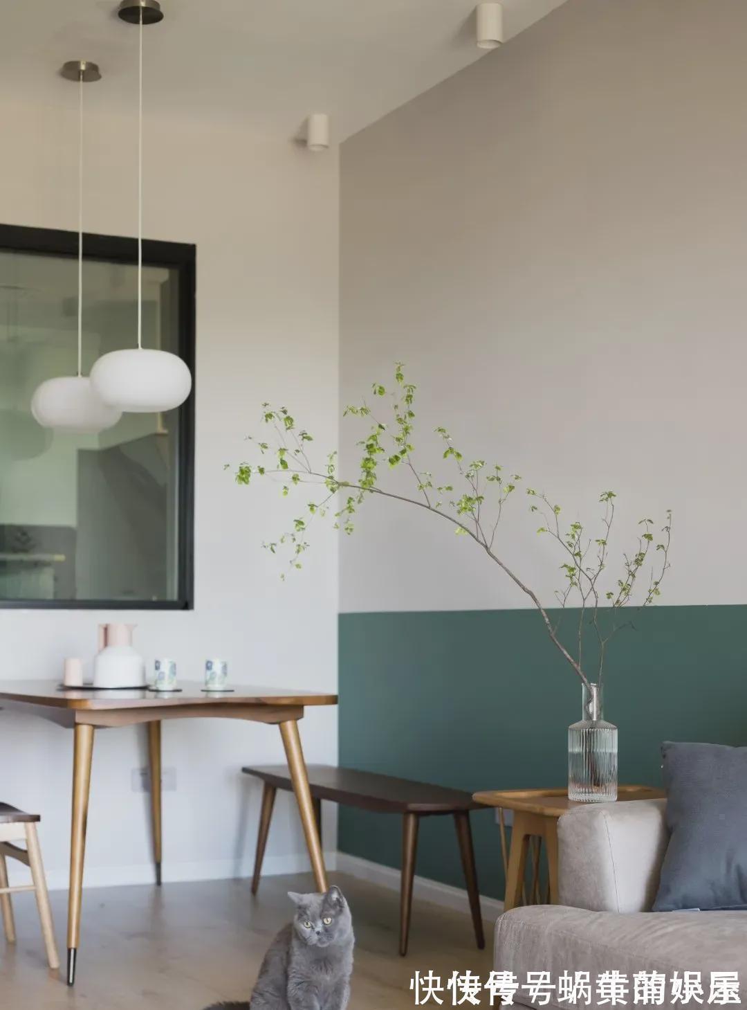 齐家云云|87㎡舒适养心的北欧风两居,一抹复古墨绿色,好看到受不了~