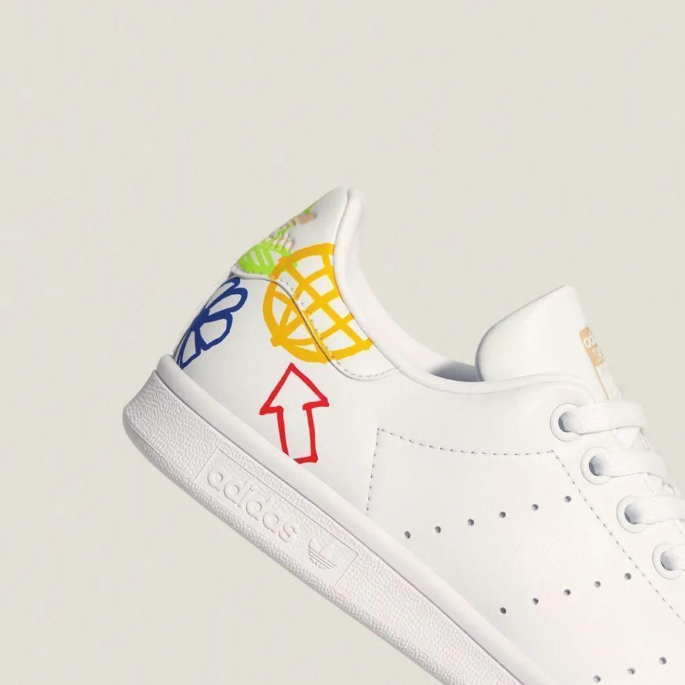 adidas 侃爷竟和奥巴马撞鞋了!都五十年了,明星们还在抢着穿这双鞋!