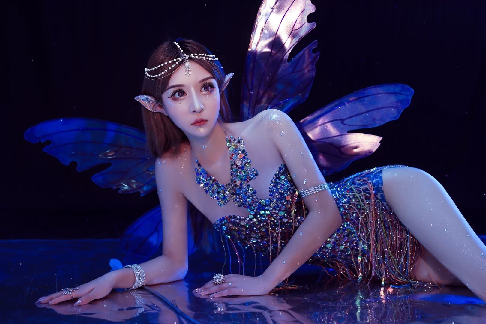 小姐姐|时尚精致的COOS服装, 搭配起来更好看, 你喜欢COOS服装吗