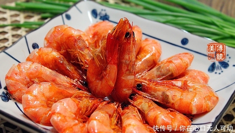 4道凉菜,6道荤菜,一桌丰盛的年夜饭,做法没什么难度